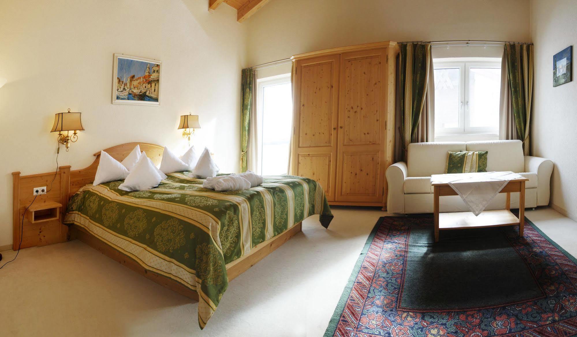 Hotel Berghof Nauders Zewnętrze zdjęcie